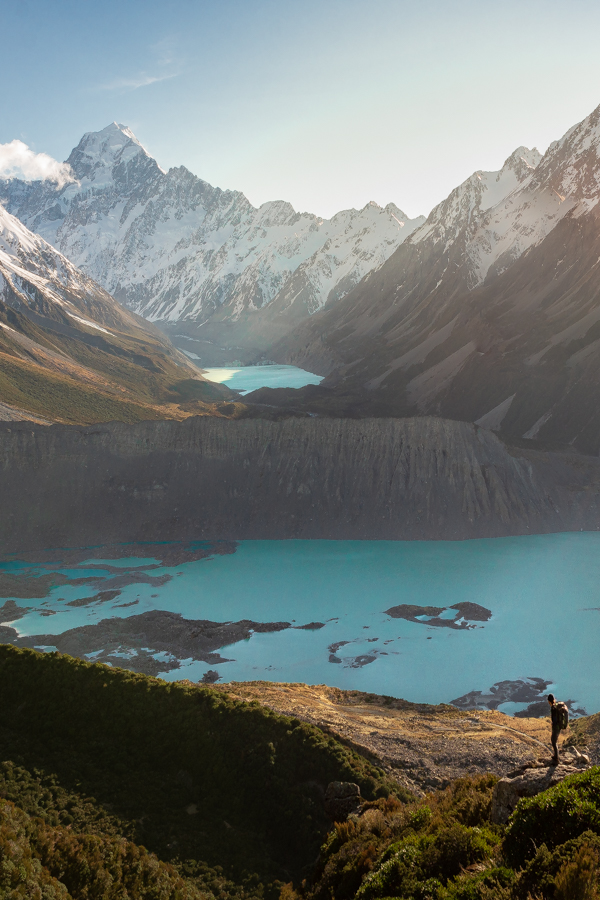 A Guide to Hiking in New Zealand image pin