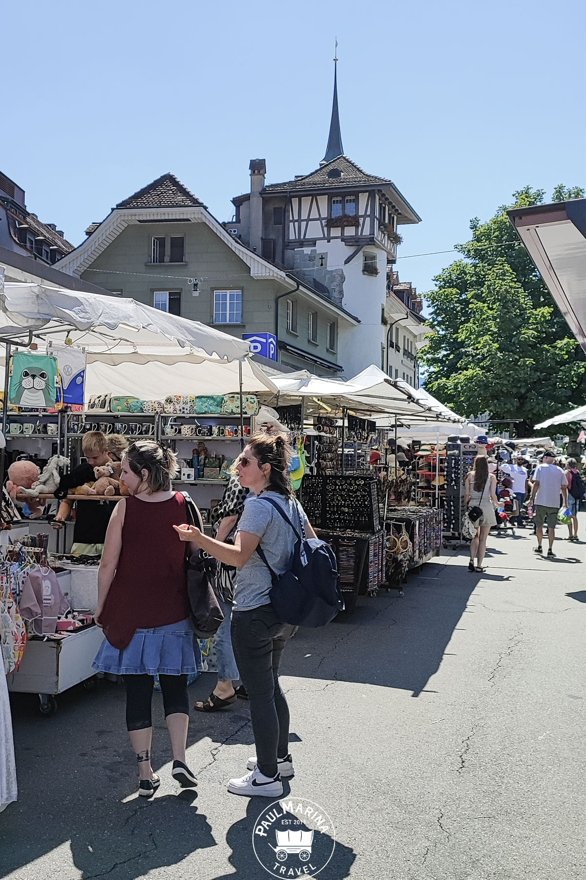 flea market at the Bärenplatz in Bern