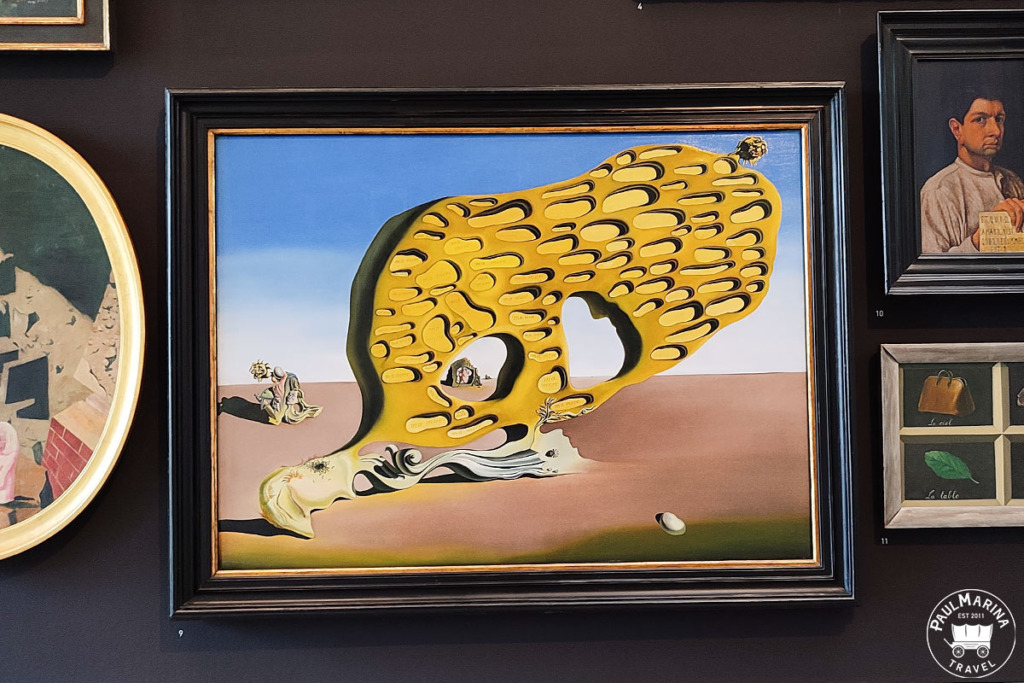 The Enigma of Desire by Salvador Dalí in the Pinakothek der Moderne