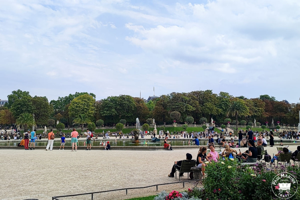Relaxing in the Luxembourg garden in the summer