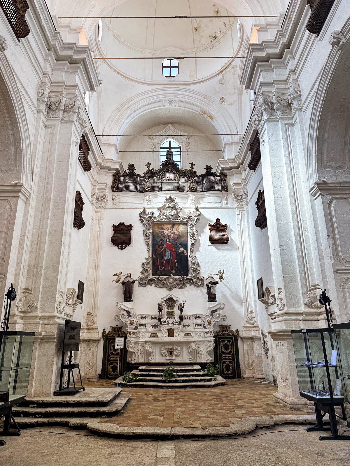 Church of San Vito Martire interior