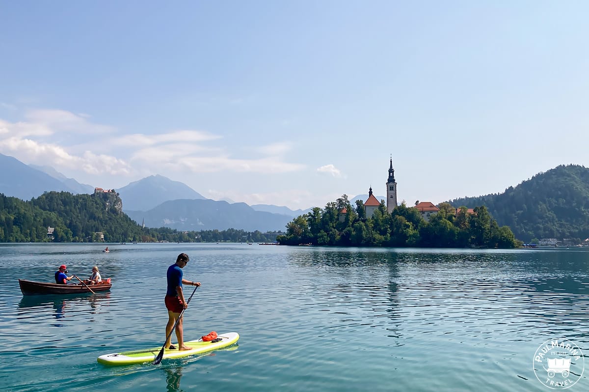 hiring SUP and row boat on lake bled